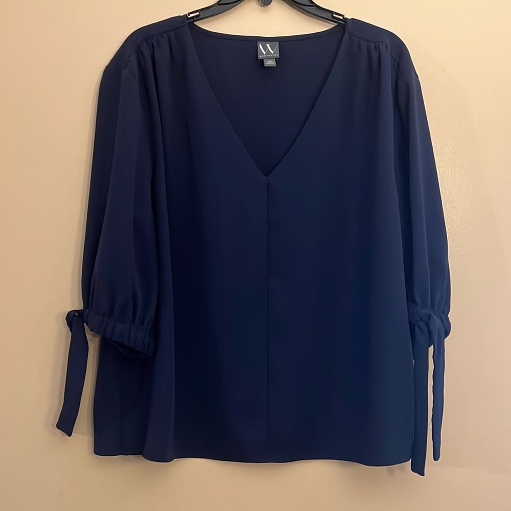 Worthington Women’s Vneck elbow sleeves with ties, pullover blouse, blue 1X